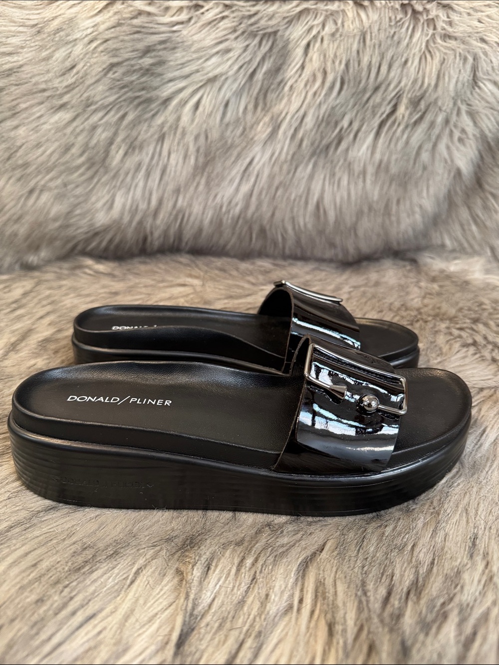 Donald J. Pliner Black Patent Platform Slide Mules Size 8.5N